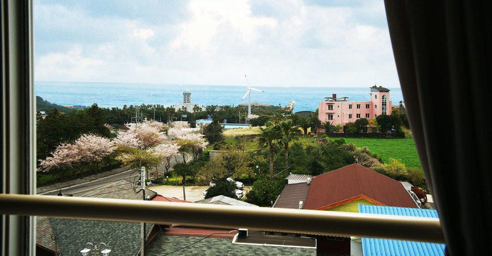 Hotel The Grang Jungmun Согвипхо Экстерьер фото
